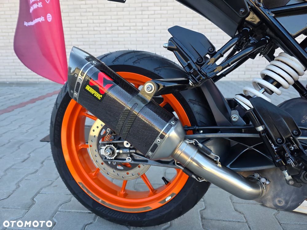 KTM Duke - 11