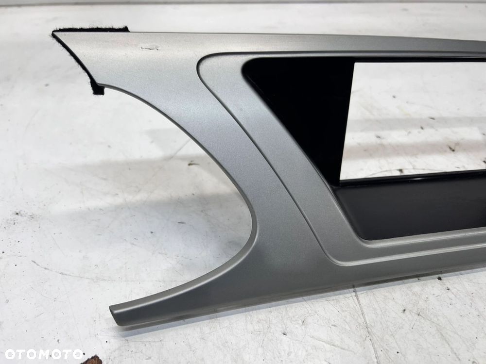 RAMKA OBUDOWA LICZNIKA AUDI A4 B8 8K1857186F - 3