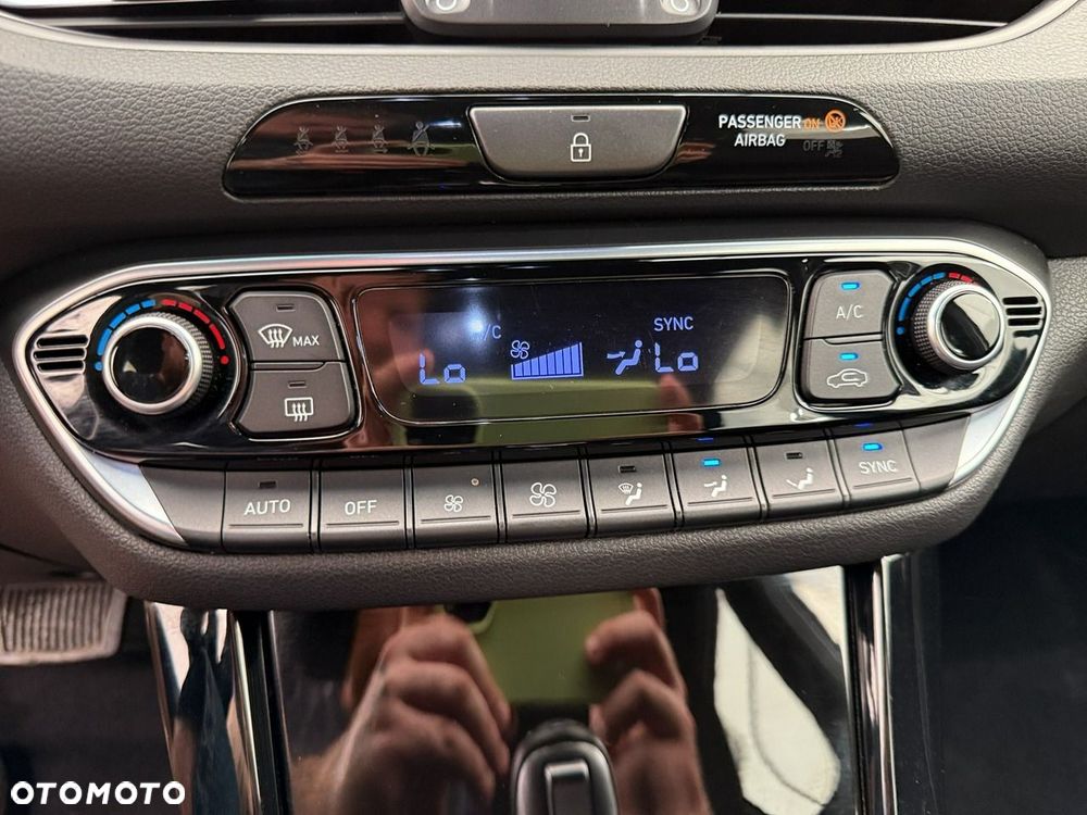 Hyundai i30 - 22