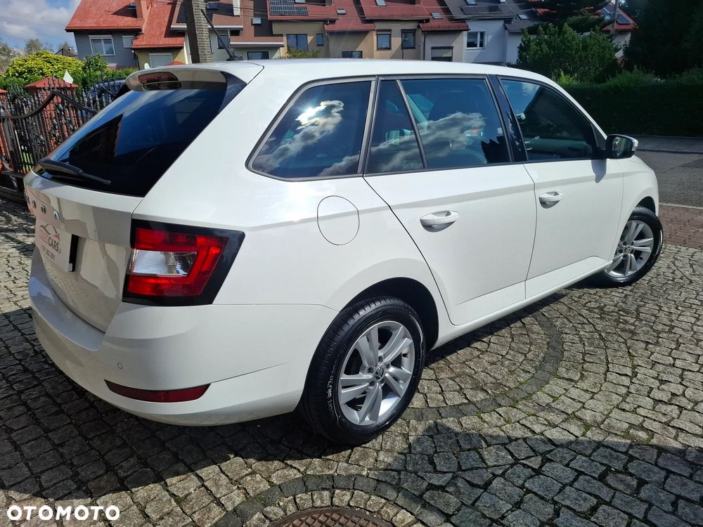 Skoda Fabia 1.0 TSI Ambition - 9