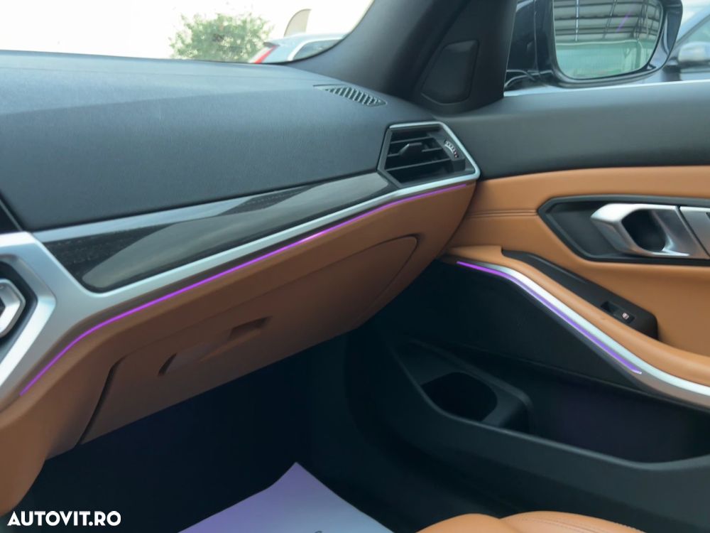 BMW Seria 3 320d Aut. Luxury Line - 19