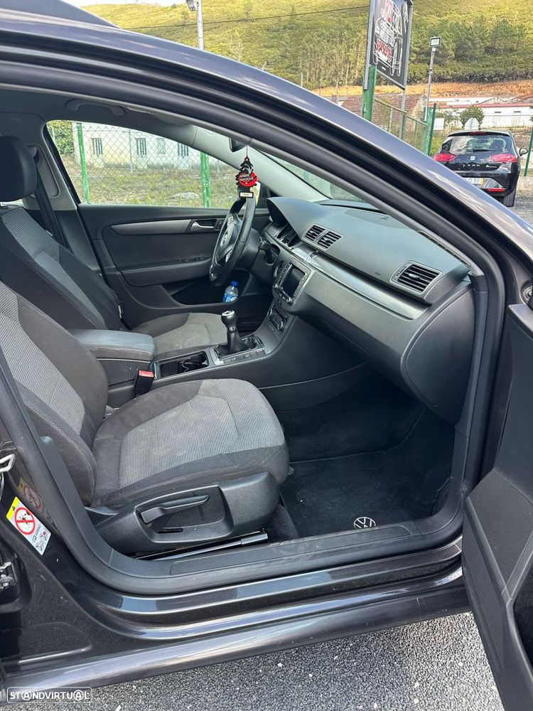 VW Passat Variant 1.6 TDI BlueMotion - 11