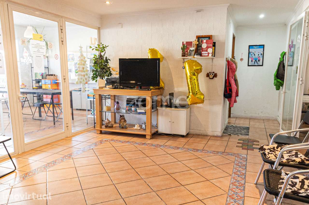 Trespasse – Centro de Estudos no Laranjeiro | Excelente Oportunida... - Grande imagem: 4/14