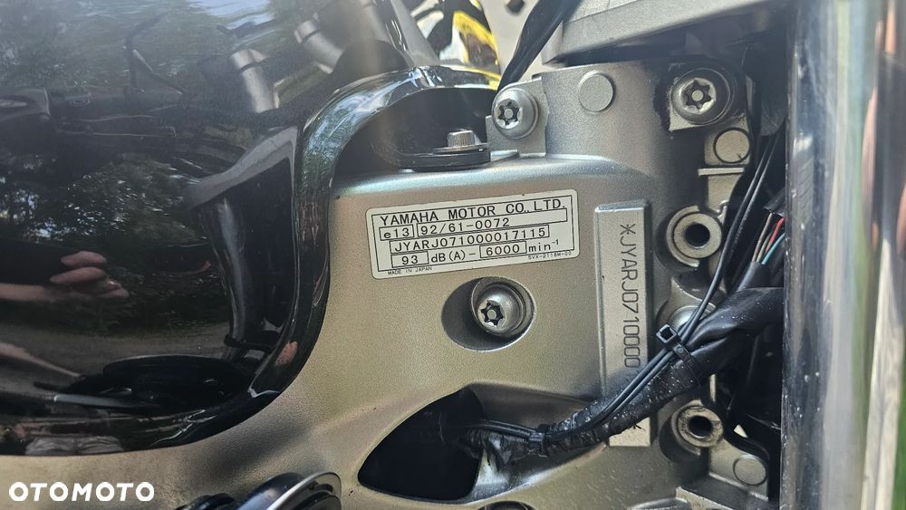 Yamaha FZ6 - 8