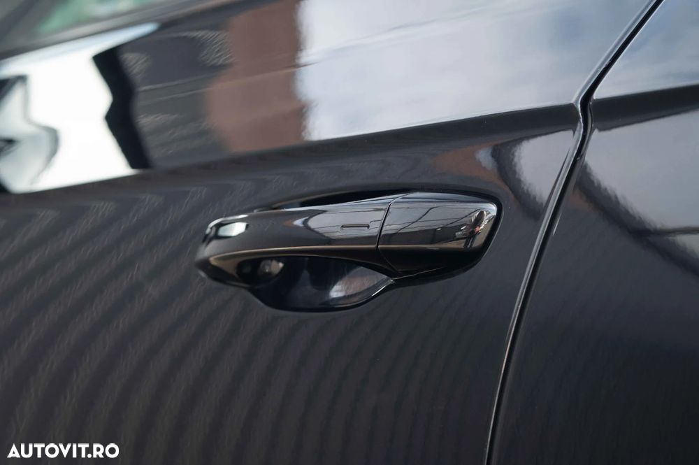 Volkswagen Touareg - 28