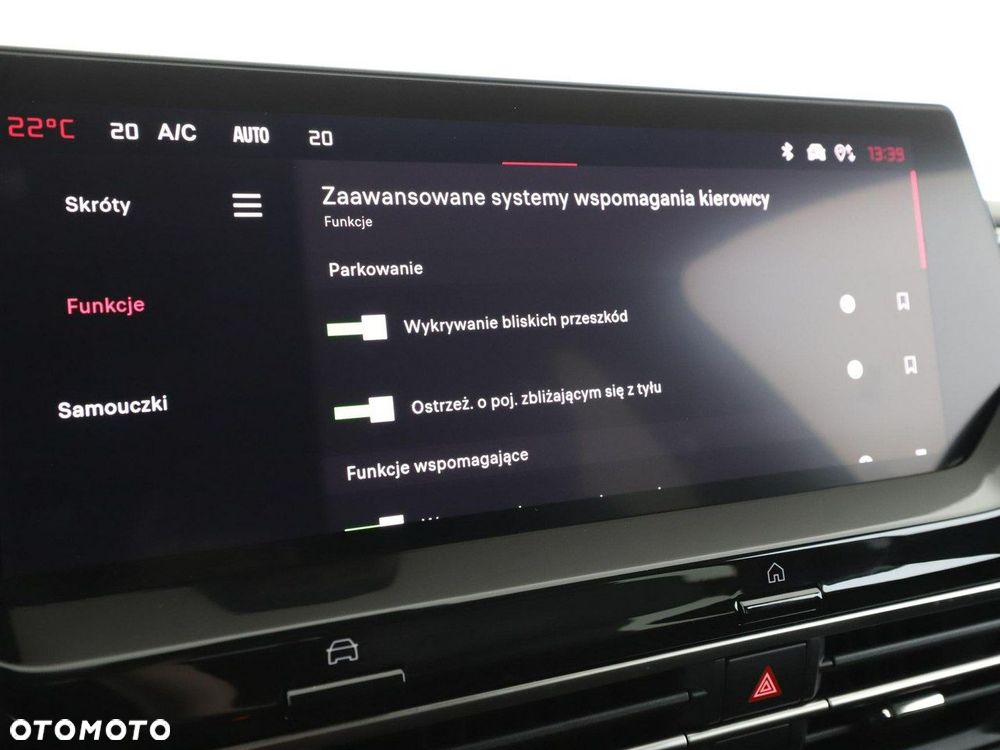 Citroën C5X 1.2 PureTech Shine EAT8 - 26