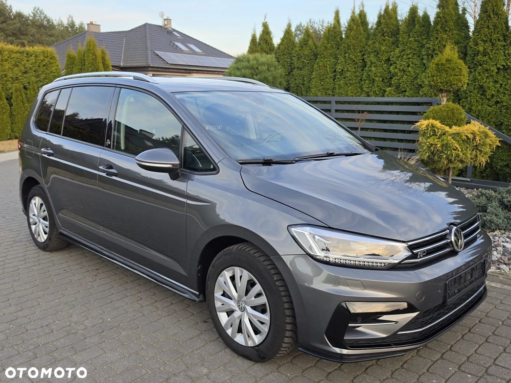 Volkswagen Touran - 11