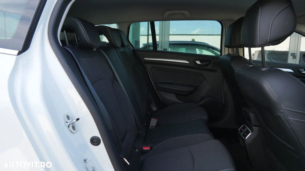 Renault Megane TCe 140 GPF INTENS - 20