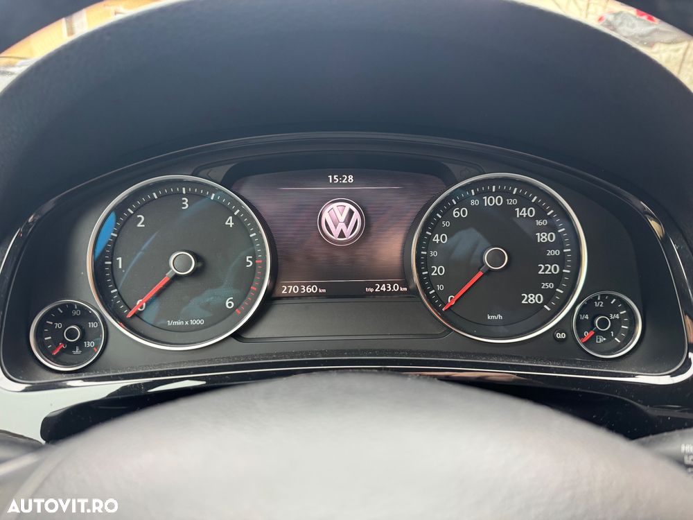 Volkswagen Touareg - 4