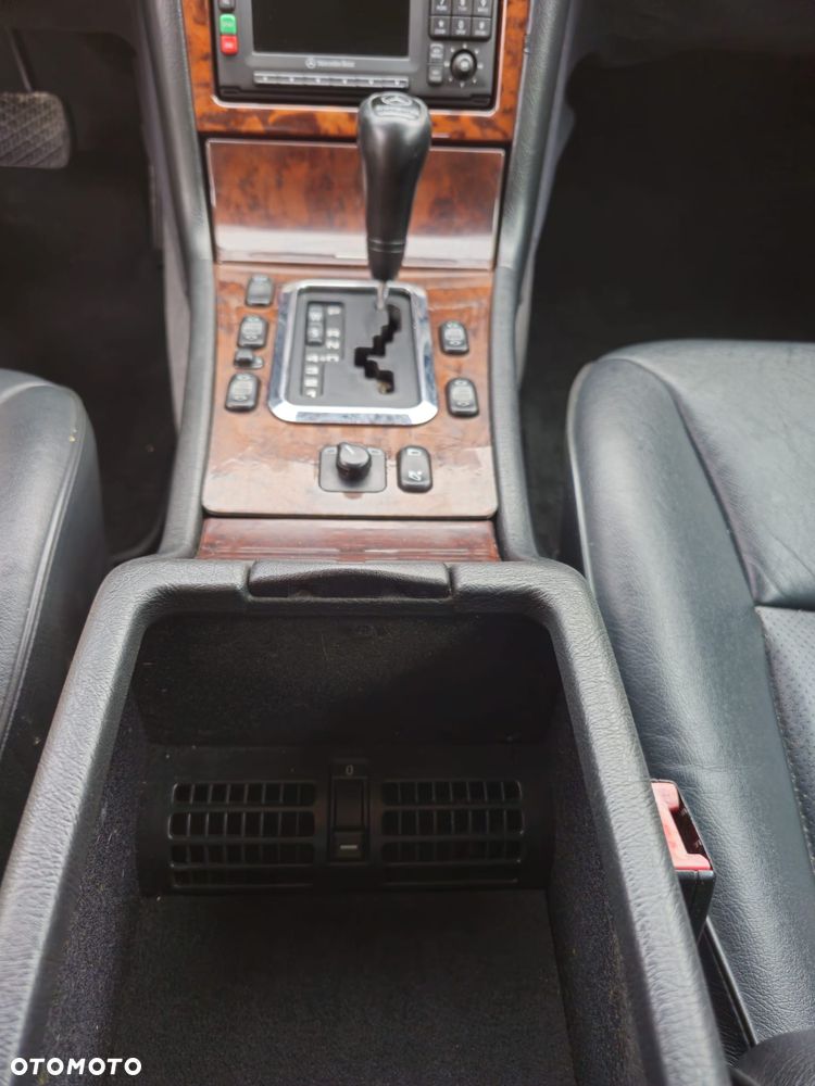 Mercedes-Benz Klasa E 420 T Avantgarde - 15