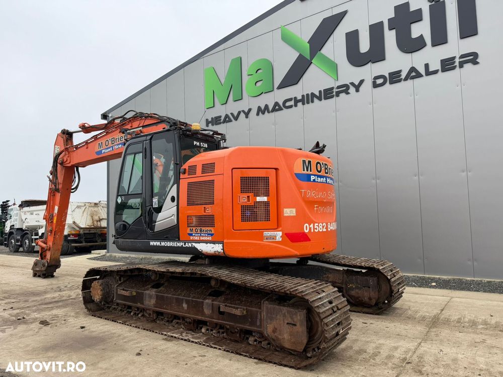 Hitachi ZX235 Excavator - 6