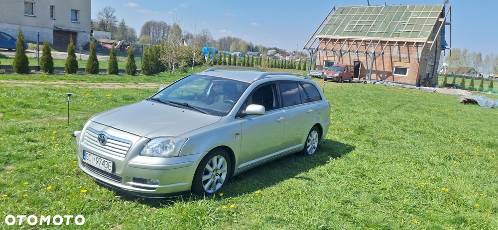 Toyota Avensis 2.0 D-4D Combi - 2