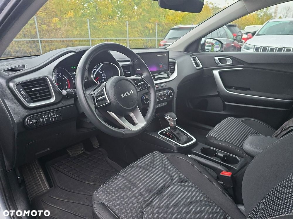 Kia XCeed - 9