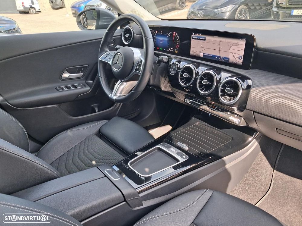 Mercedes-Benz CLA 250 e Shooting Brake Style Plus - 15
