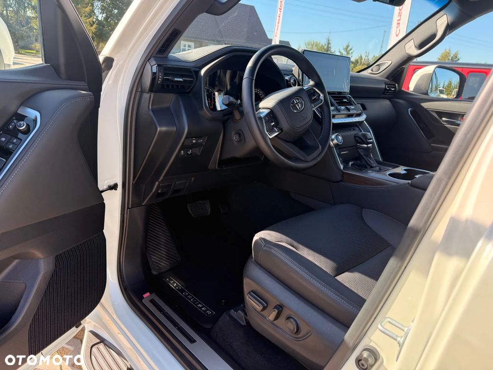 Toyota Land Cruiser - 9