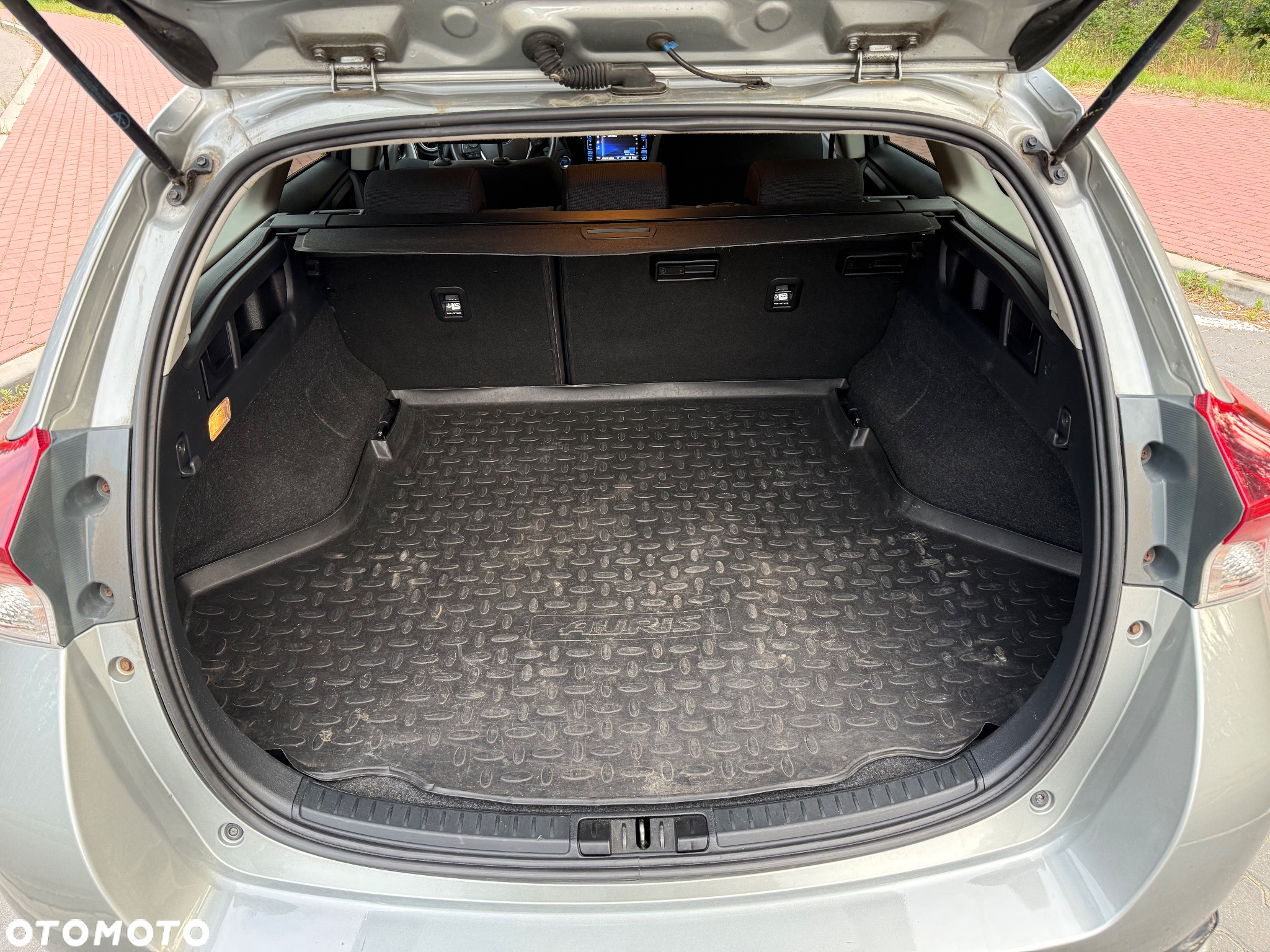 Toyota Auris - 11