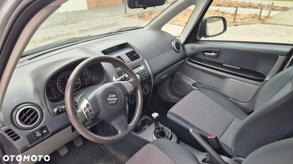 Suzuki SX4 - 6