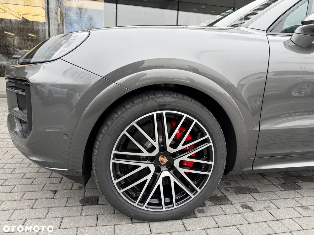 Porsche Cayenne - 19