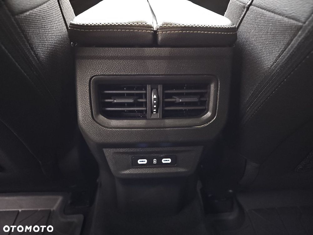 Renault Austral 1.3 TCe mHEV Techno - 30