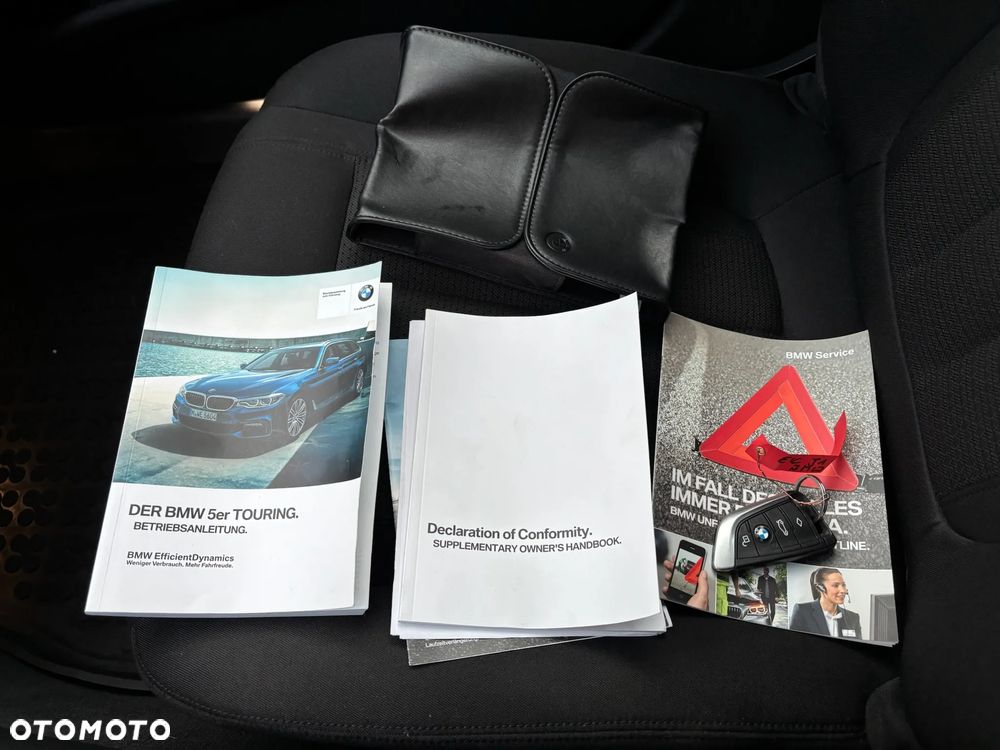 BMW Seria 5 520d - 34