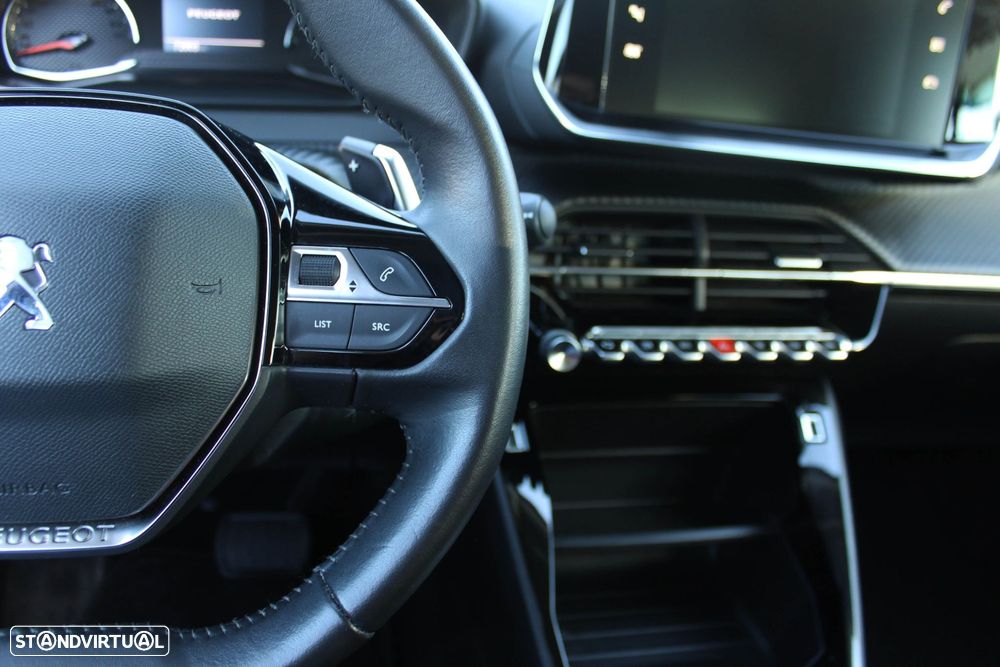 Peugeot 2008 1.2 PureTech Active Pack EAT8 - 14