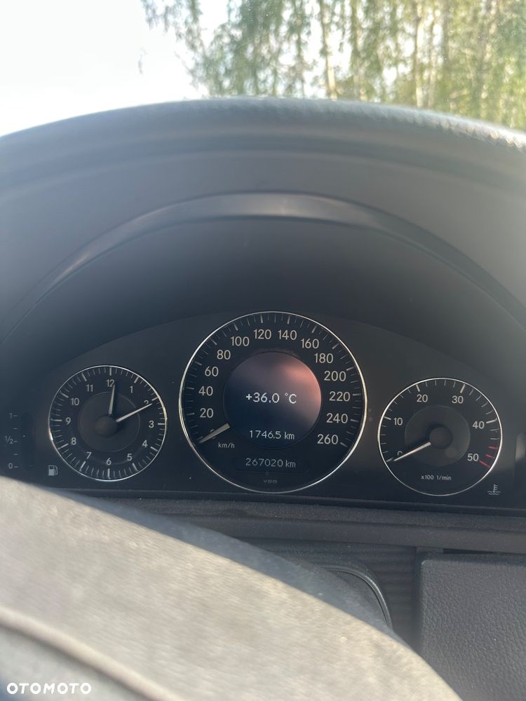 Mercedes-Benz CLK 270 CDI Elegance - 9