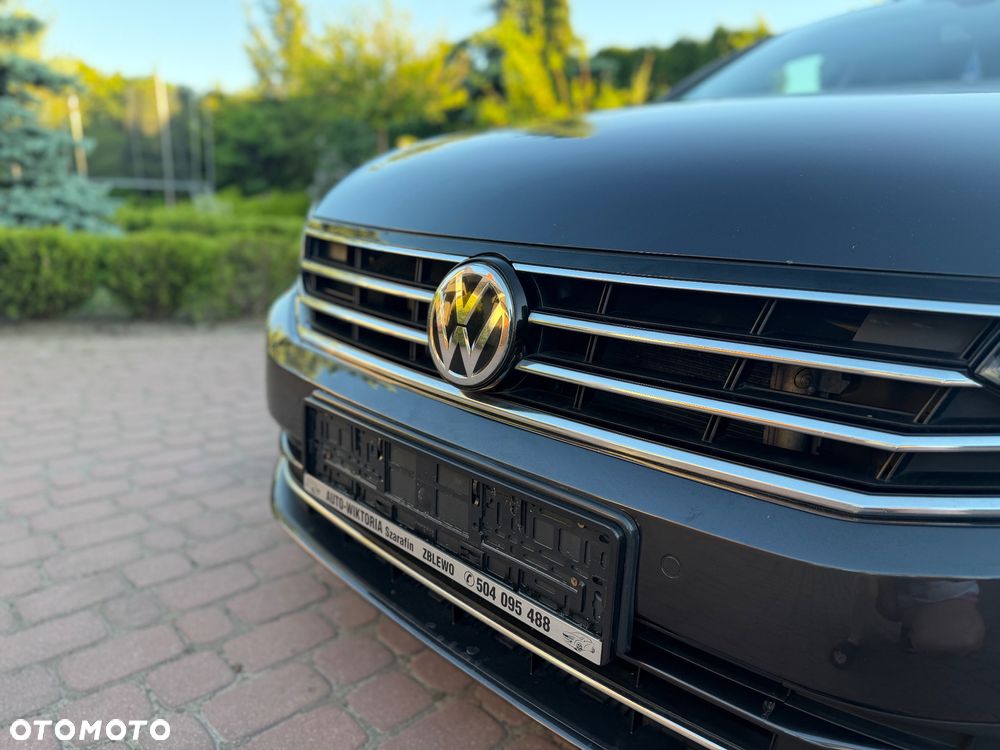 Volkswagen Passat 2.0 TDI SCR DSG Business - 9