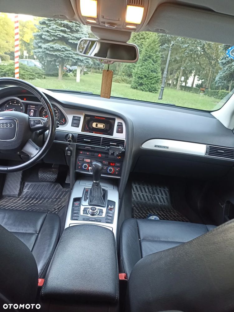 Audi A6 Avant - 16