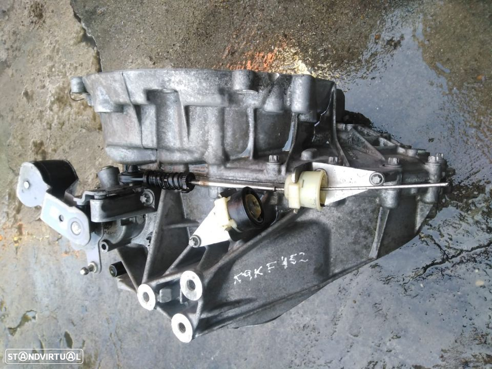Caixa de Velocidades Mercedes A180 CDI REF 2463608400 - 2