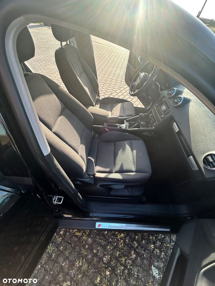 Audi A3 Sportback 1.6 TDI DPF Ambition - 12
