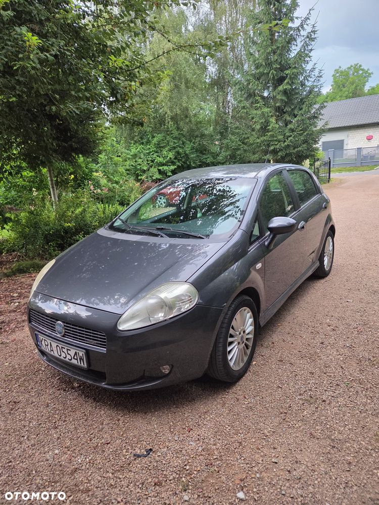 Fiat Punto 1.4 16V Dynamic - 2