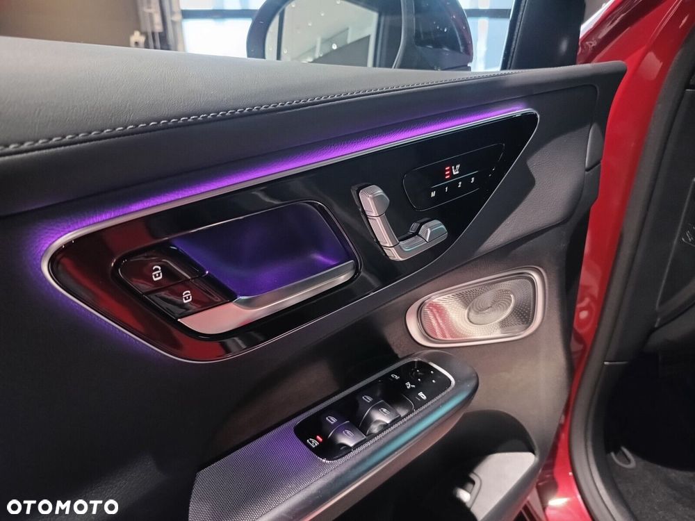 Mercedes-Benz GLC - 14