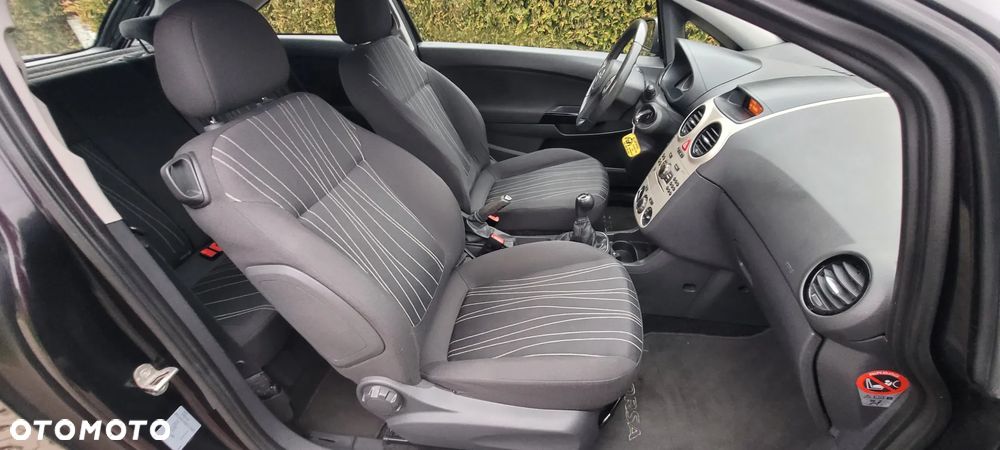 Opel Corsa 1.2 16V Limited Edition - 16