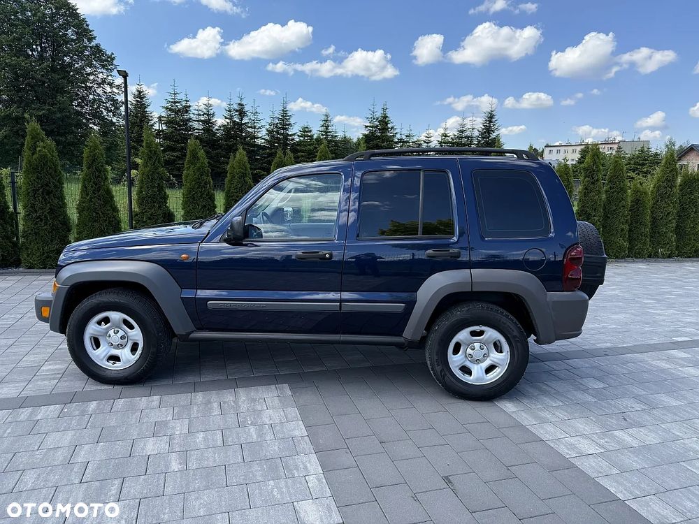 Jeep Cherokee 2.8 CRD Sport - 11
