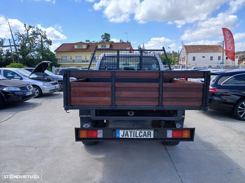 Toyota Hilux 2.4 D-4D 2WD CD - 6