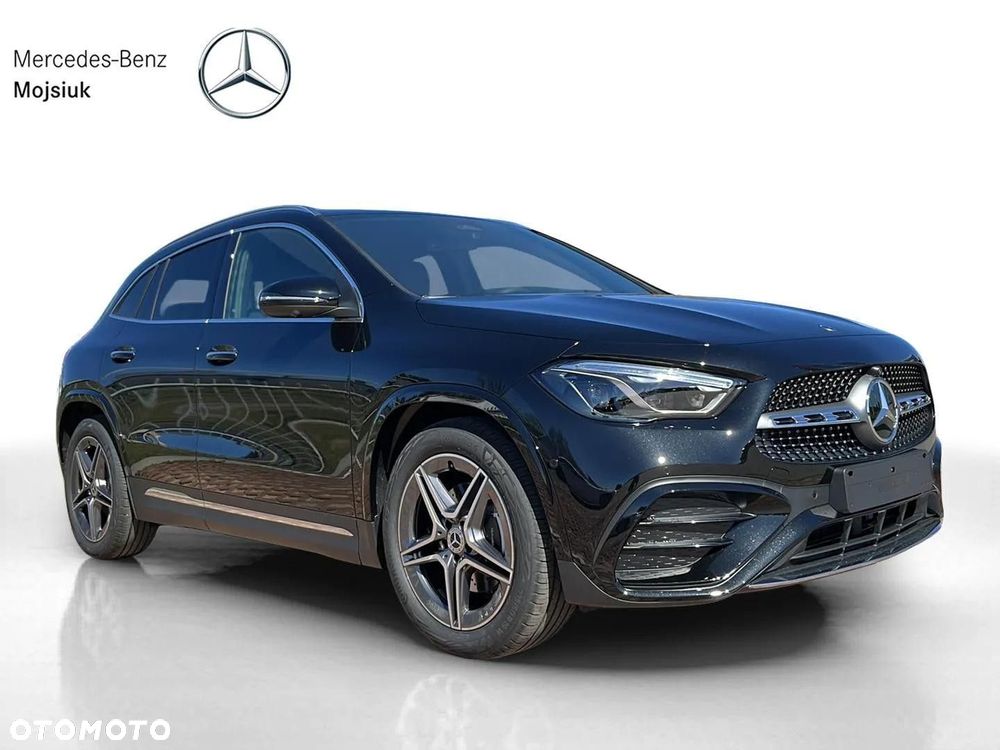 Mercedes-Benz GLA 200 AMG Line - 1