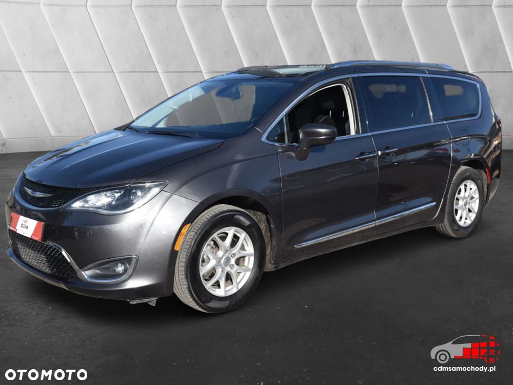 Chrysler Pacifica - 6