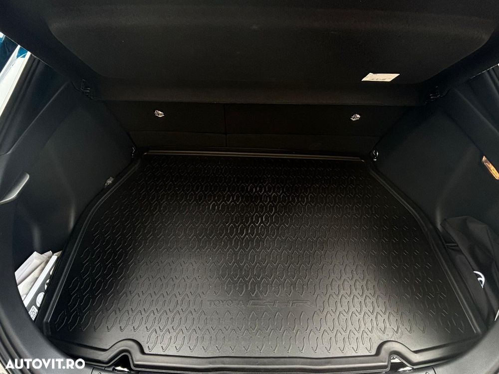 Toyota C-HR 1.8 HEV 140 CP 4x2 CVT Dynamic - 20