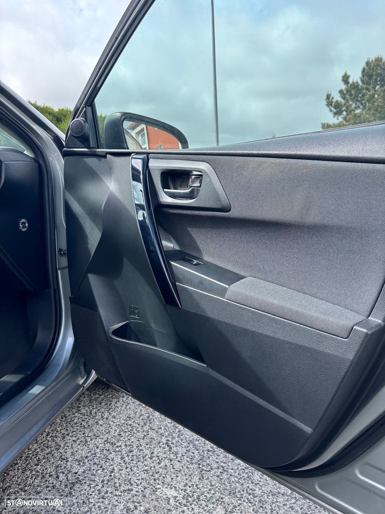 Toyota Auris 1.4 D-4D Comfort - 31