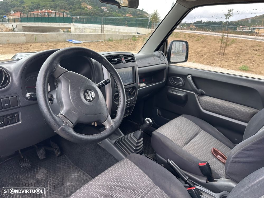 Suzuki Jimny 1.5 DDiS JLX CT Mplay - 2
