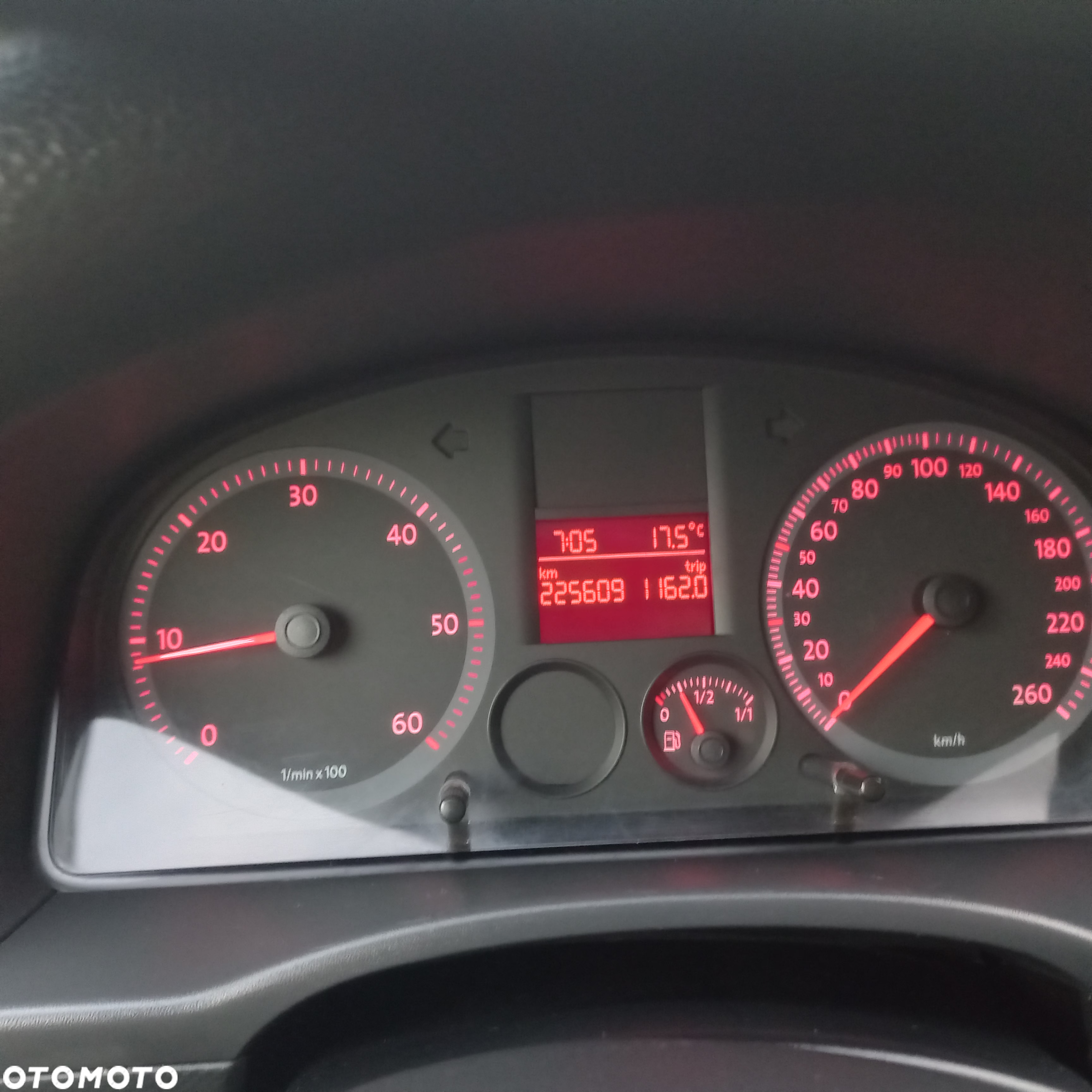 Volkswagen Caddy - 14