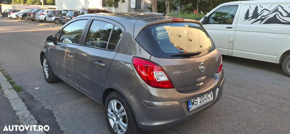 Opel Corsa 1.2 Easytronic Essentia - 4