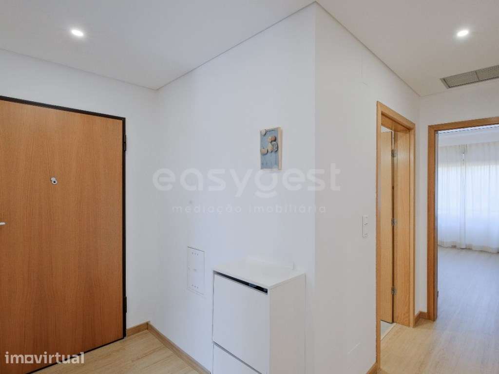 Apartamento T2 como novo - Grande imagem: 3/36