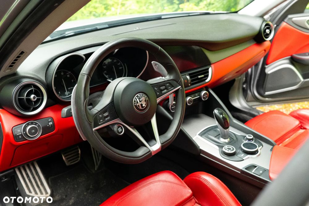 Alfa Romeo Giulia - 30