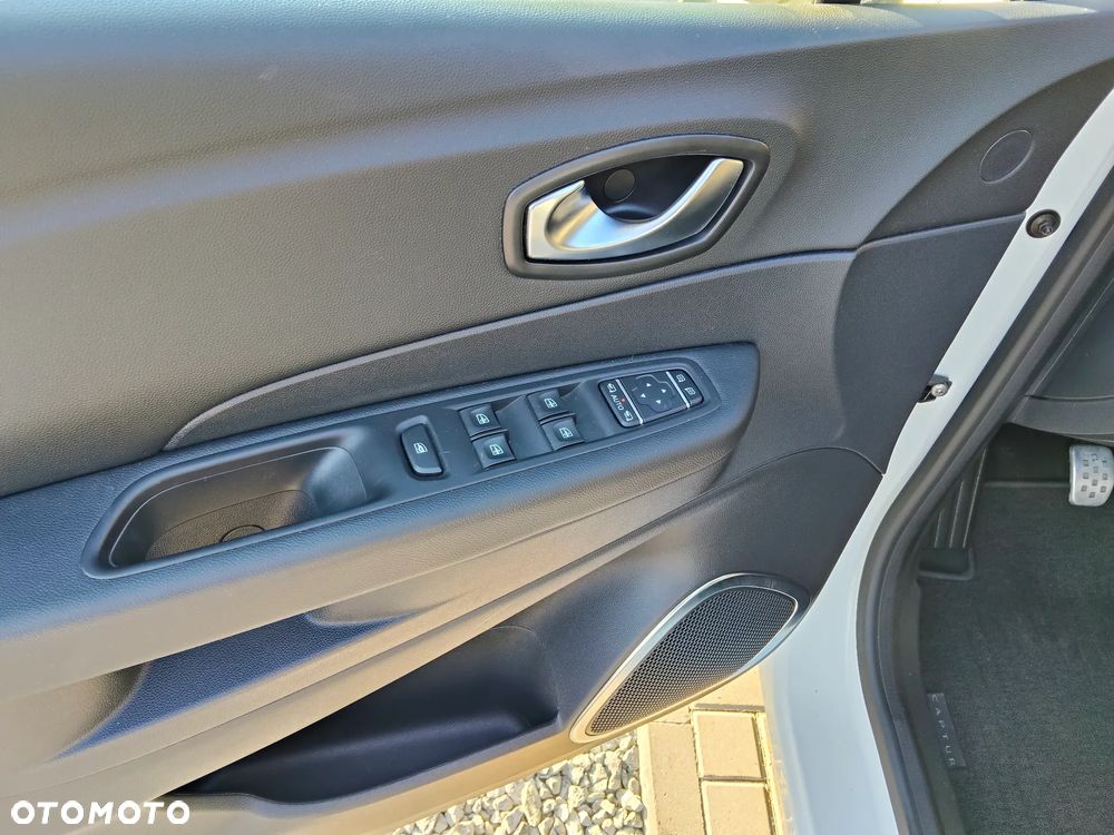 Renault Captur TCe 150 GPF INTENS - 13