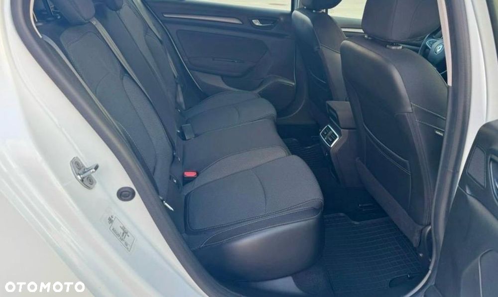 Renault Megane 1.5 Blue dCi Equilibre EDC - 22