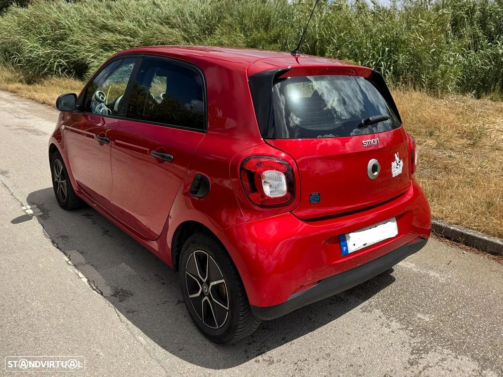 Smart ForFour EQ - 3
