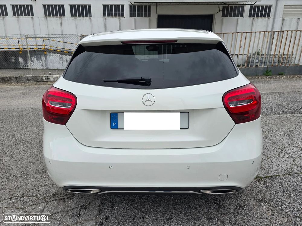 Mercedes-Benz A 180 d Urban - 13