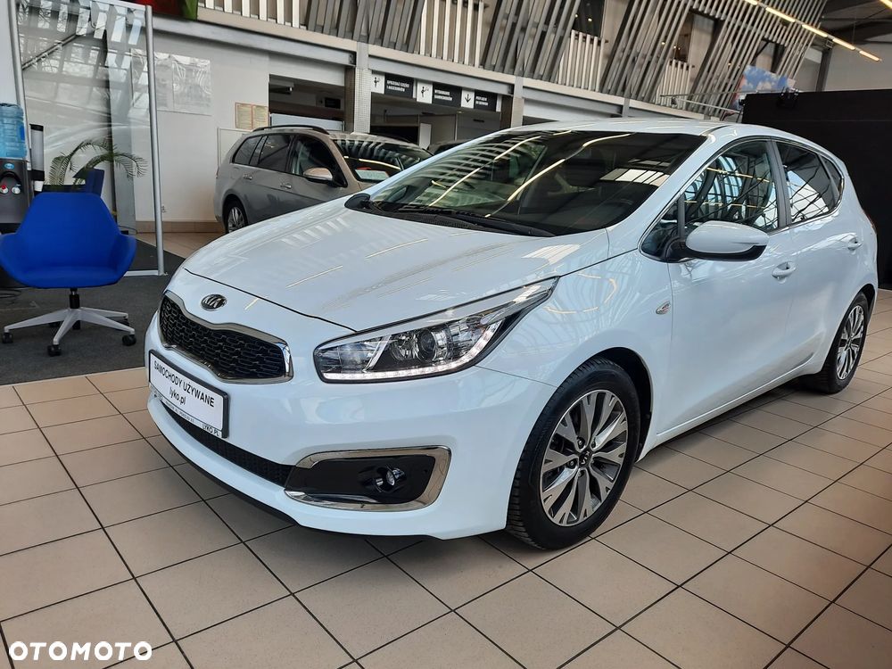 Kia Ceed - 7