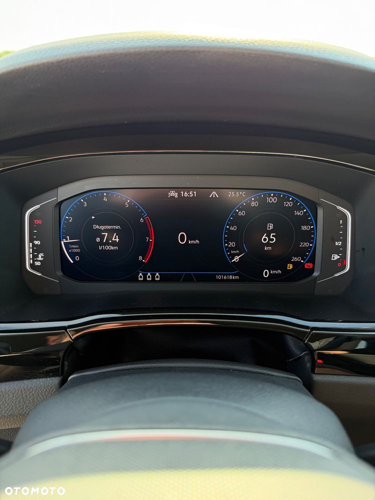 Volkswagen Touran 1.5 TSI EVO Highline - 24